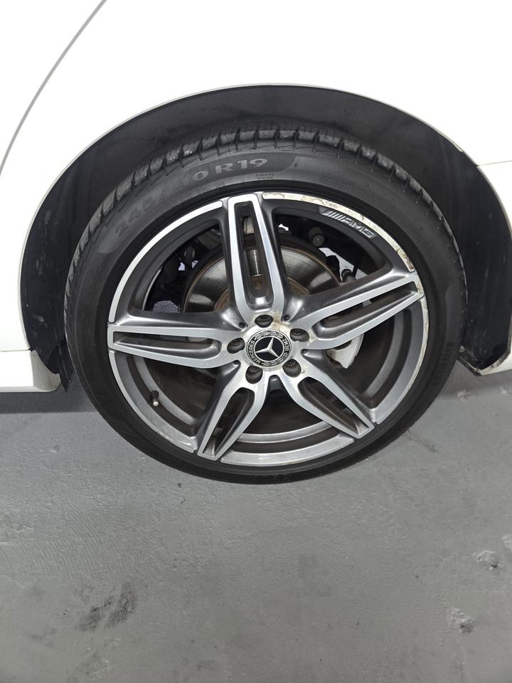 2020 Mercedes-Benz E-Class E 350 4MATIC Sedan|CLEAN CAR FAX|GOOD RELIABILITY|SUNROOF|2 SETS OF KEYS|BROWN LEATHER SEATS| Photo