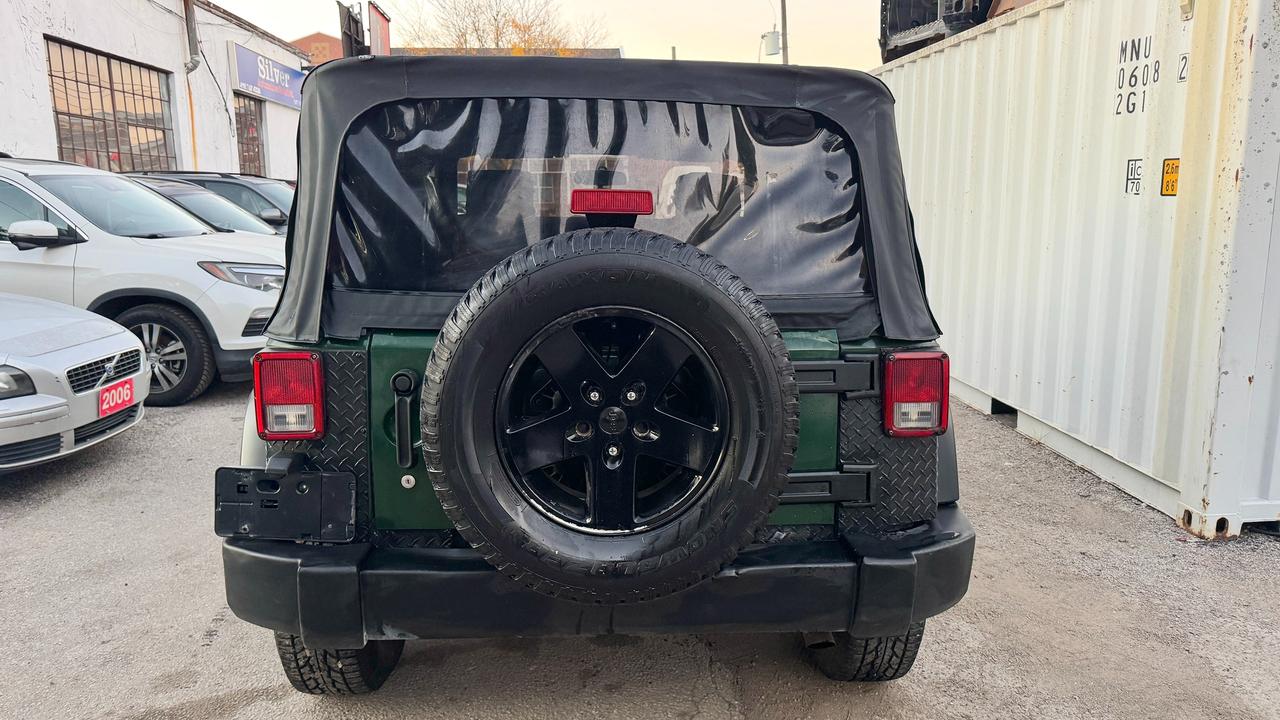 2009 Jeep Wrangler X Photo2