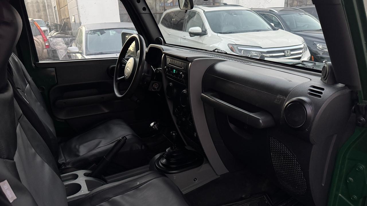 2009 Jeep Wrangler X Photo
