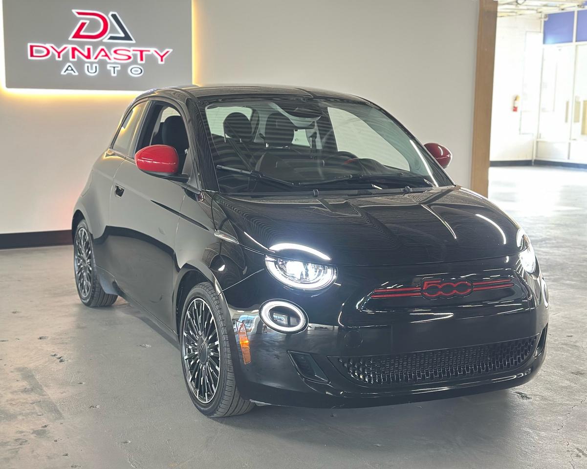 2024 Fiat 500 E (RED) Edition FWD|CLEAN CARFAX|NAVIGATION|RAIN SENSOR WINDSHIELD| Photo