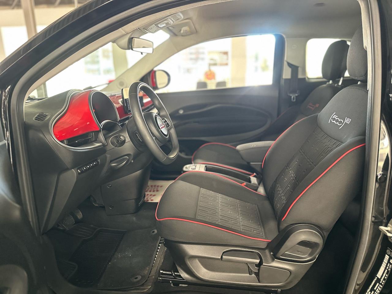 2024 Fiat 500 E (RED) Edition FWD|CLEAN CARFAX|NAVIGATION|RAIN SENSOR WINDSHIELD| Photo
