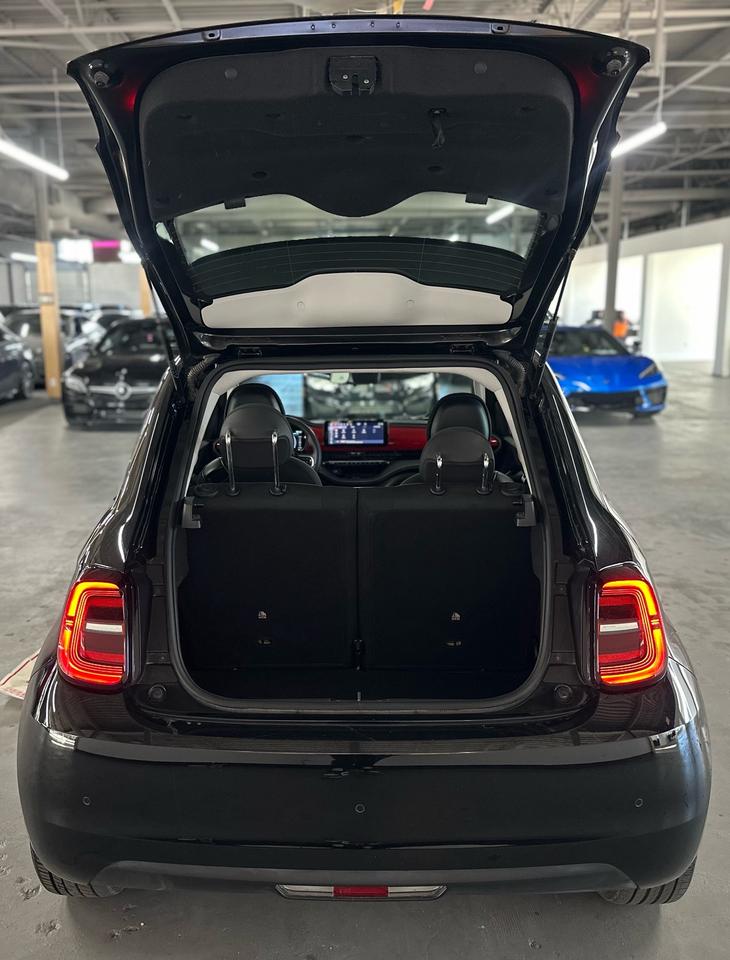 2024 Fiat 500 E (RED) Edition FWD|CLEAN CARFAX|NAVIGATION|RAIN SENSOR WINDSHIELD| Photo