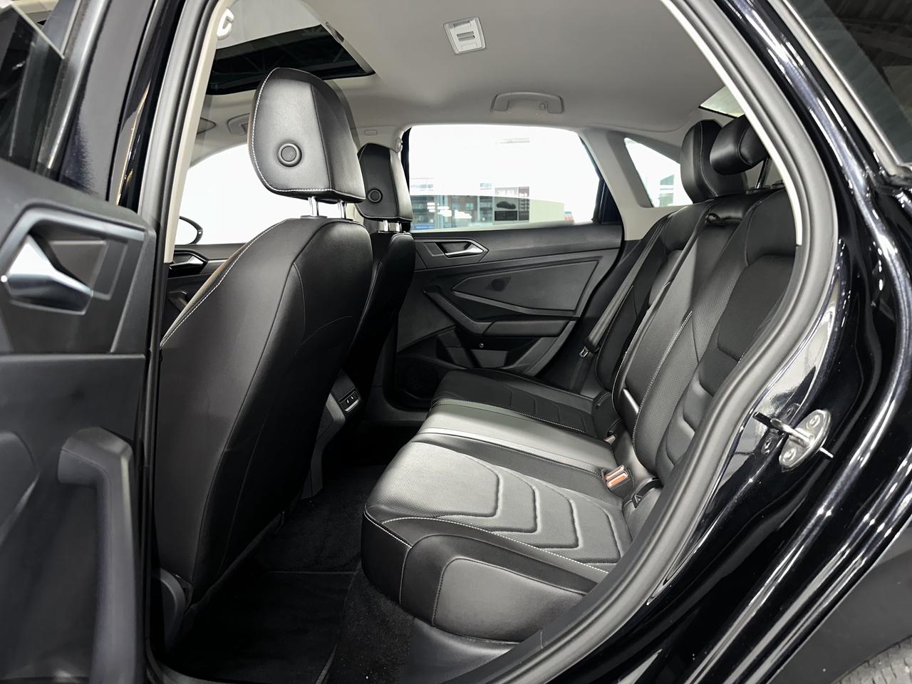 2023 Volkswagen Jetta Highline Auto|CLEAN CARFAX|ONE OWNER|ADAPTIVE CRUISE CONTROL|BSM|LANE ASSIST|NAVIGATION|PANO ROOF|REMOTE STARTER| Photo