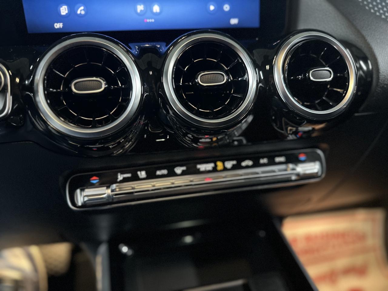 2026 Mercedes-Benz GLA GLA 250 4MATIC SUV|CLEAN CAR FAX|PANO ROOF|REMOTE STARTER|BSM| Photo