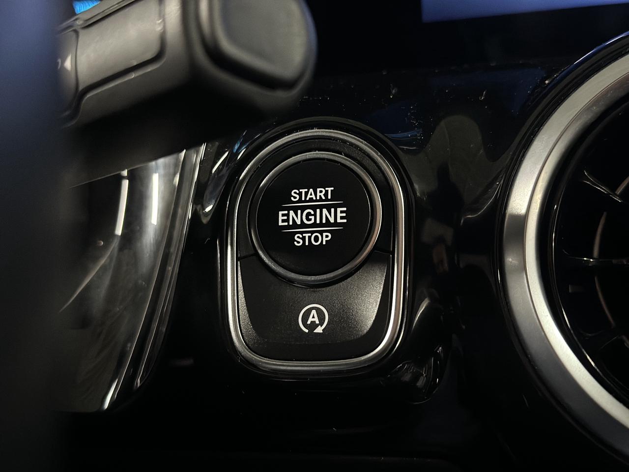 2026 Mercedes-Benz GLA GLA 250 4MATIC SUV|CLEAN CAR FAX|PANO ROOF|REMOTE STARTER|BSM| Photo