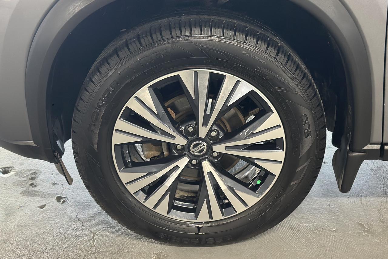 2021 Nissan Rogue FWD SV|CLEAN CARFAX|ONE OWNER|GREAT RELIABILITY|BSM|APPLE CARPLAY|PANORAMIC ROOF| Photo