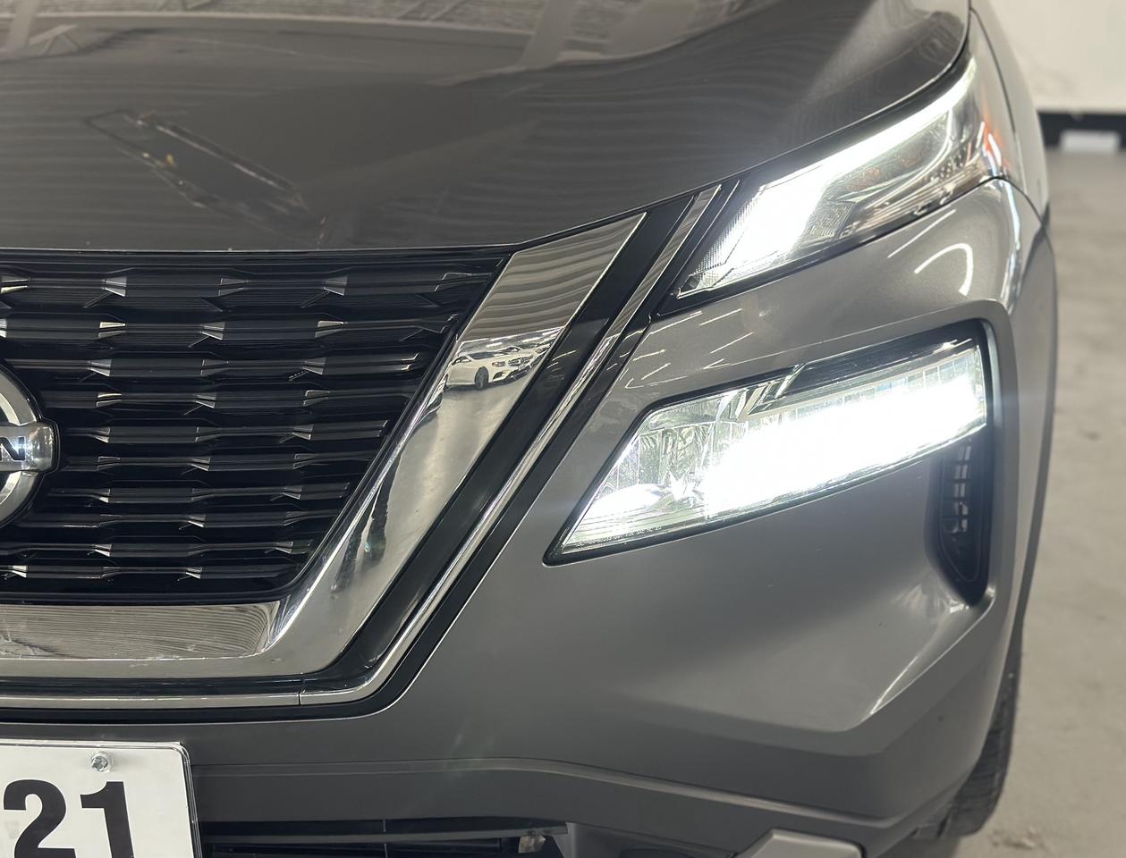2021 Nissan Rogue FWD SV|CLEAN CARFAX|ONE OWNER|GREAT RELIABILITY|BSM|APPLE CARPLAY|PANORAMIC ROOF| Photo