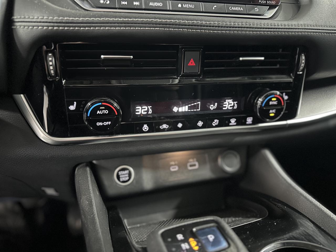 2021 Nissan Rogue FWD SV|CLEAN CARFAX|ONE OWNER|GREAT RELIABILITY|BSM|APPLE CARPLAY|PANORAMIC ROOF| Photo