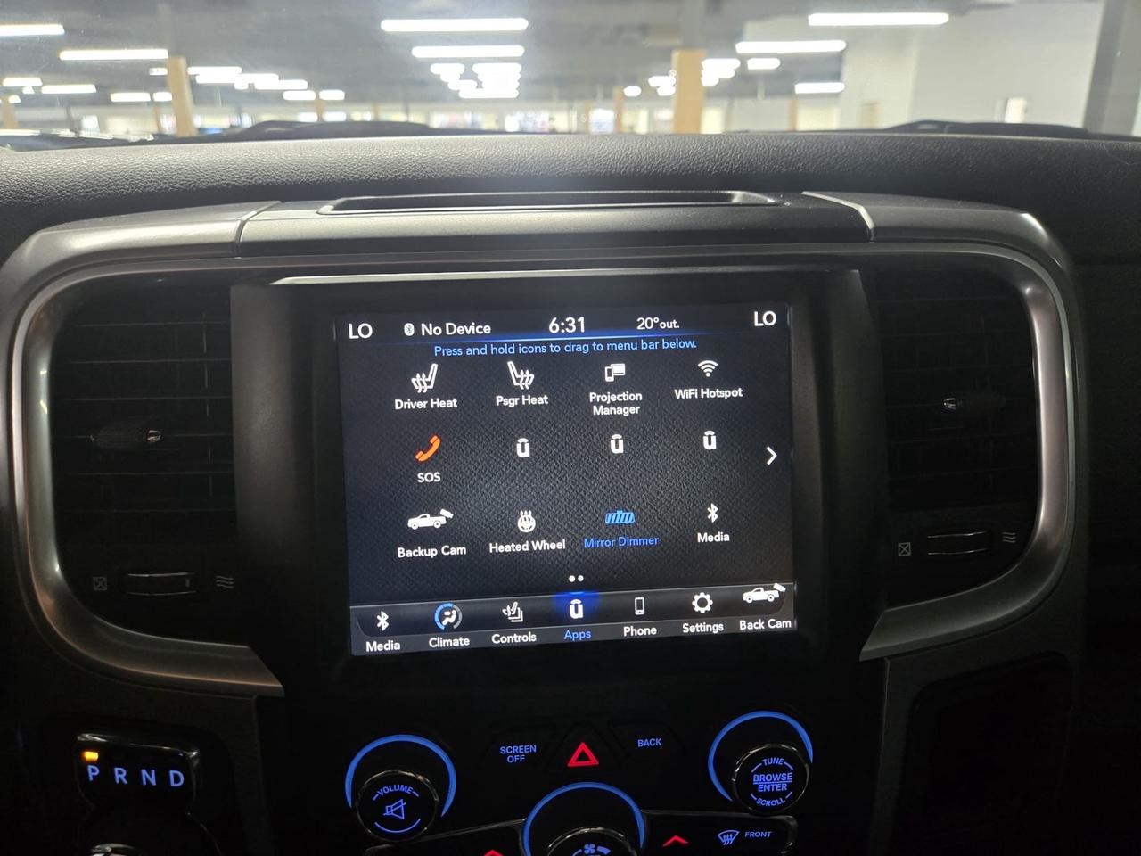 2021 RAM 1500 Classic Warlock 4x4 Crew Cab 5'7" Box|SLT|LOW KM|APPLE CARPLAY/ANDROID AUTO|REMOTE STARTER| Photo