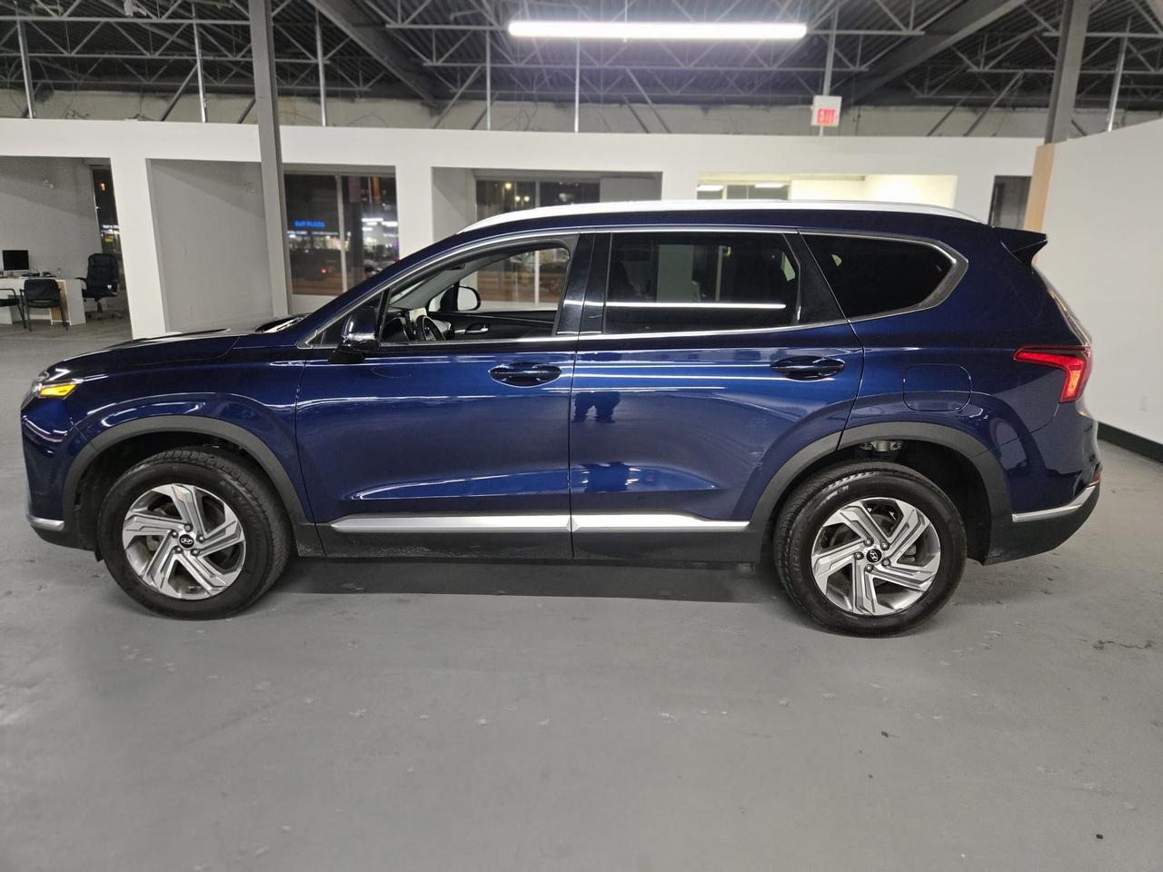 2022 Hyundai Santa Fe Preferred AWD|HEATED SEATS|APPLE CAR PLAY| Photo