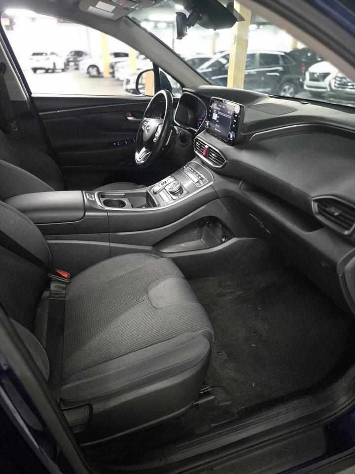 2022 Hyundai Santa Fe Preferred AWD|HEATED SEATS|APPLE CAR PLAY| Photo