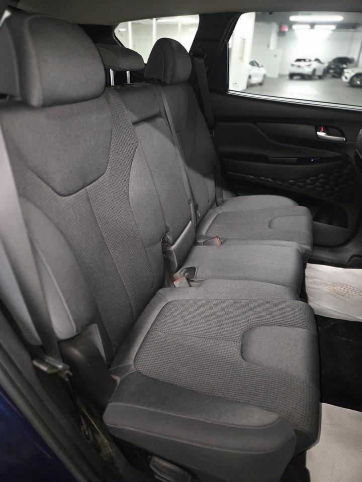 2022 Hyundai Santa Fe Preferred AWD|HEATED SEATS|APPLE CAR PLAY| Photo