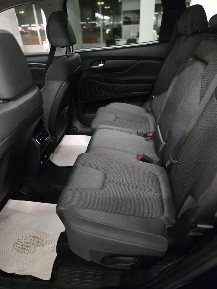 2022 Hyundai Santa Fe Preferred AWD|HEATED SEATS|APPLE CAR PLAY| Photo