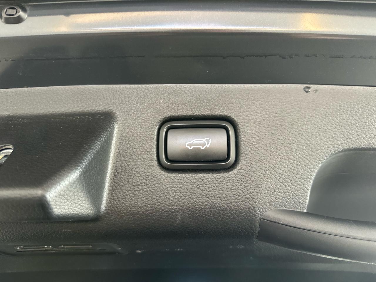 2024 Kia Seltos SX AWD | ONE OWNER | CLEAN CAR FAX | LEATHER SEATS | SUN ROOF| Photo