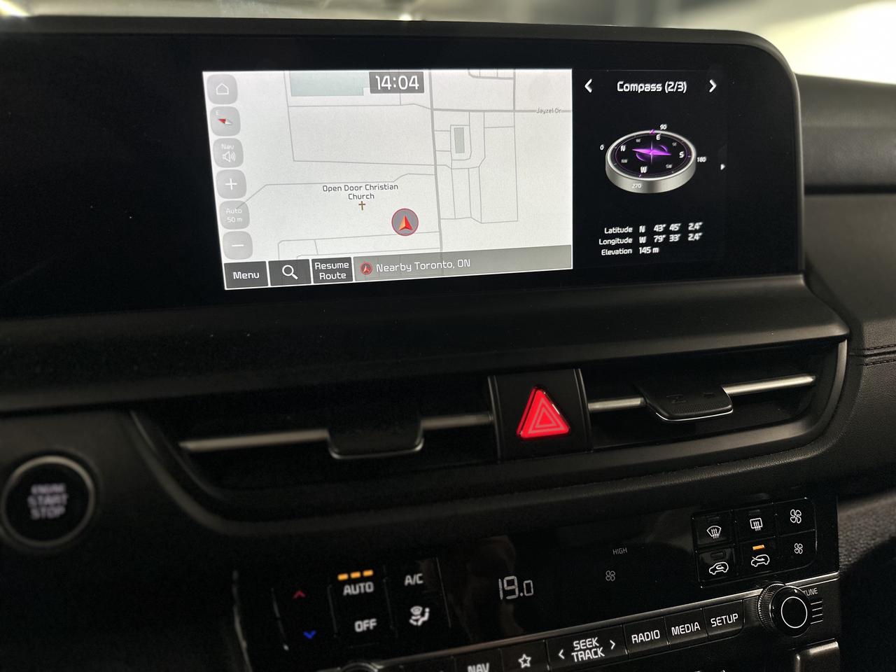 2024 Kia Seltos SX AWD | ONE OWNER | CLEAN CAR FAX | LEATHER SEATS | SUN ROOF| Photo