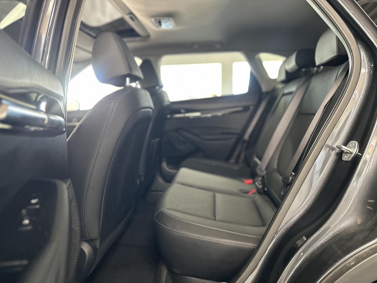2024 Kia Seltos SX AWD | ONE OWNER | CLEAN CAR FAX | LEATHER SEATS | SUN ROOF| Photo