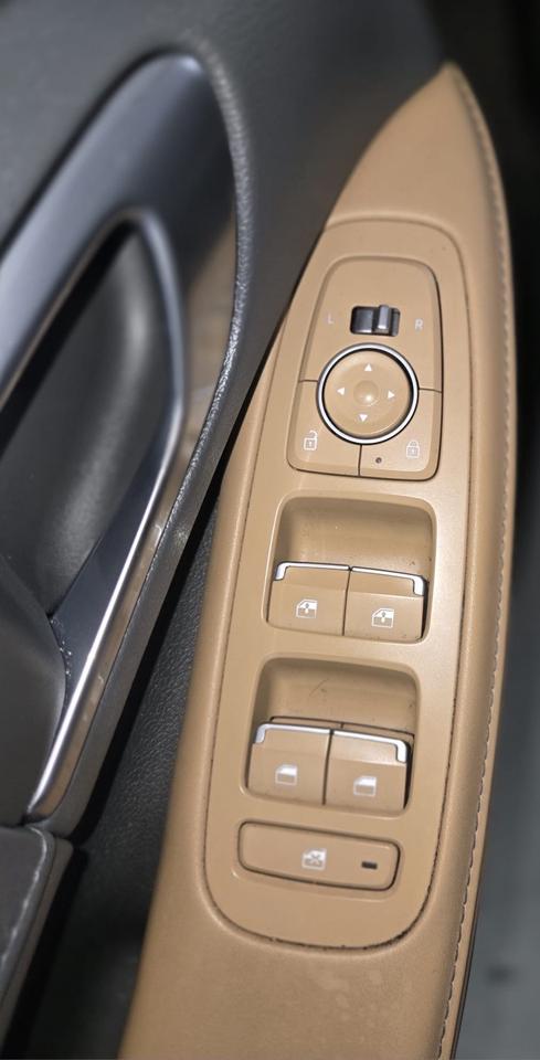 2020 Hyundai Sonata 1.6T Ultimate|LIMITED|PANO ROOF|HEADS UP DISPLAY|NAVIGATION|BSM|COOLING SEATS|REMOTE STARTER| Photo