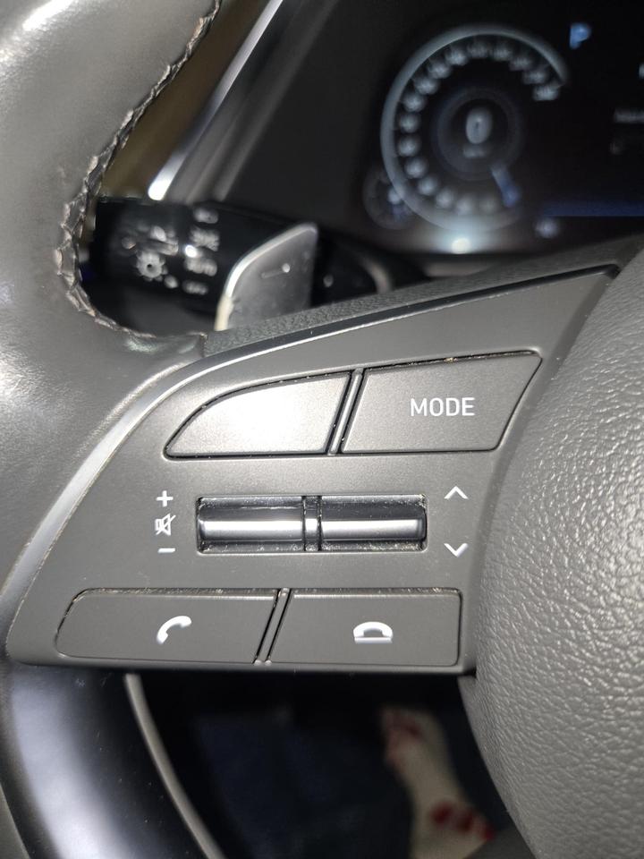 2020 Hyundai Sonata 1.6T Ultimate|LIMITED|PANO ROOF|HEADS UP DISPLAY|NAVIGATION|BSM|COOLING SEATS|REMOTE STARTER| Photo