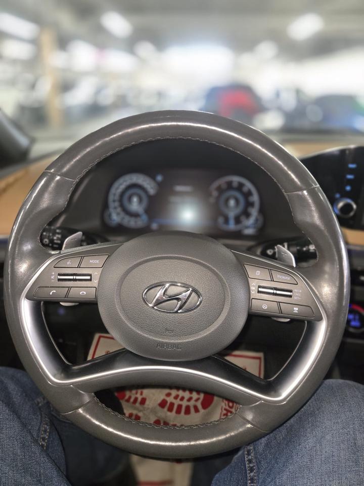 2020 Hyundai Sonata 1.6T Ultimate|LIMITED|PANO ROOF|HEADS UP DISPLAY|NAVIGATION|BSM|COOLING SEATS|REMOTE STARTER| Photo