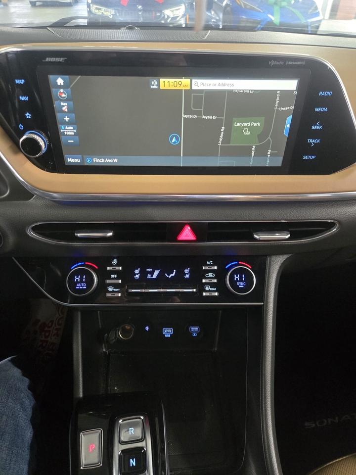 2020 Hyundai Sonata 1.6T Ultimate|LIMITED|PANO ROOF|HEADS UP DISPLAY|NAVIGATION|BSM|COOLING SEATS|REMOTE STARTER| Photo