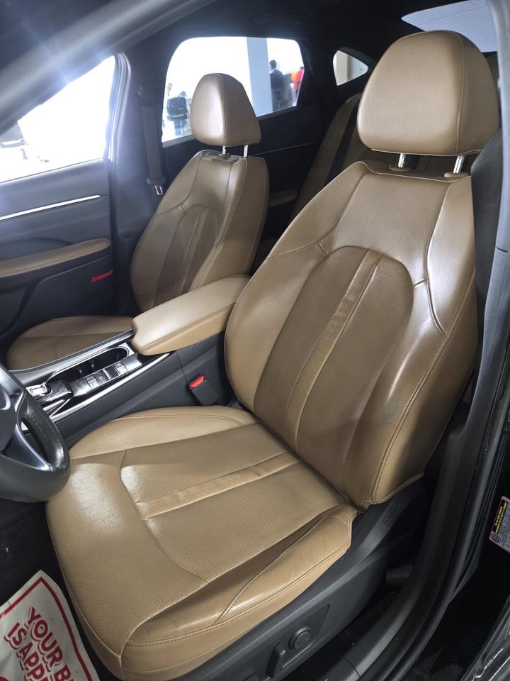 2020 Hyundai Sonata 1.6T Ultimate|LIMITED|PANO ROOF|HEADS UP DISPLAY|NAVIGATION|BSM|COOLING SEATS|REMOTE STARTER| Photo