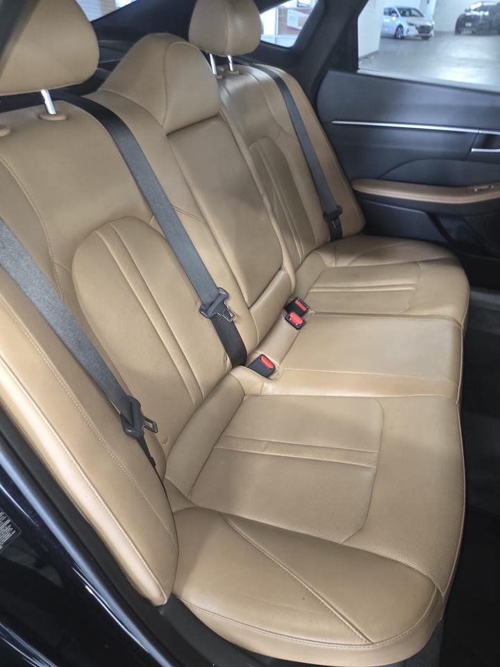 2020 Hyundai Sonata 1.6T Ultimate|LIMITED|PANO ROOF|HEADS UP DISPLAY|NAVIGATION|BSM|COOLING SEATS|REMOTE STARTER| Photo