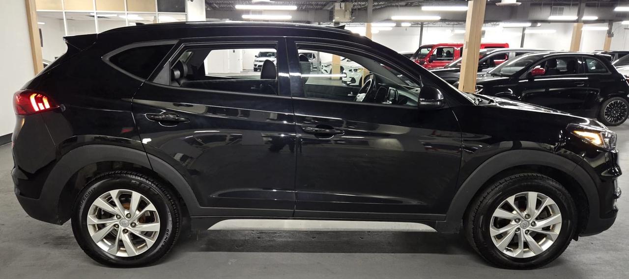 2020 Hyundai Tucson Preferred AWD w/Sun & Leather Package|CLEAN CAR FAX|PANORAMIC ROOF|BSM|TOW HITCH|HEATED STEERING WHEEL| Photo