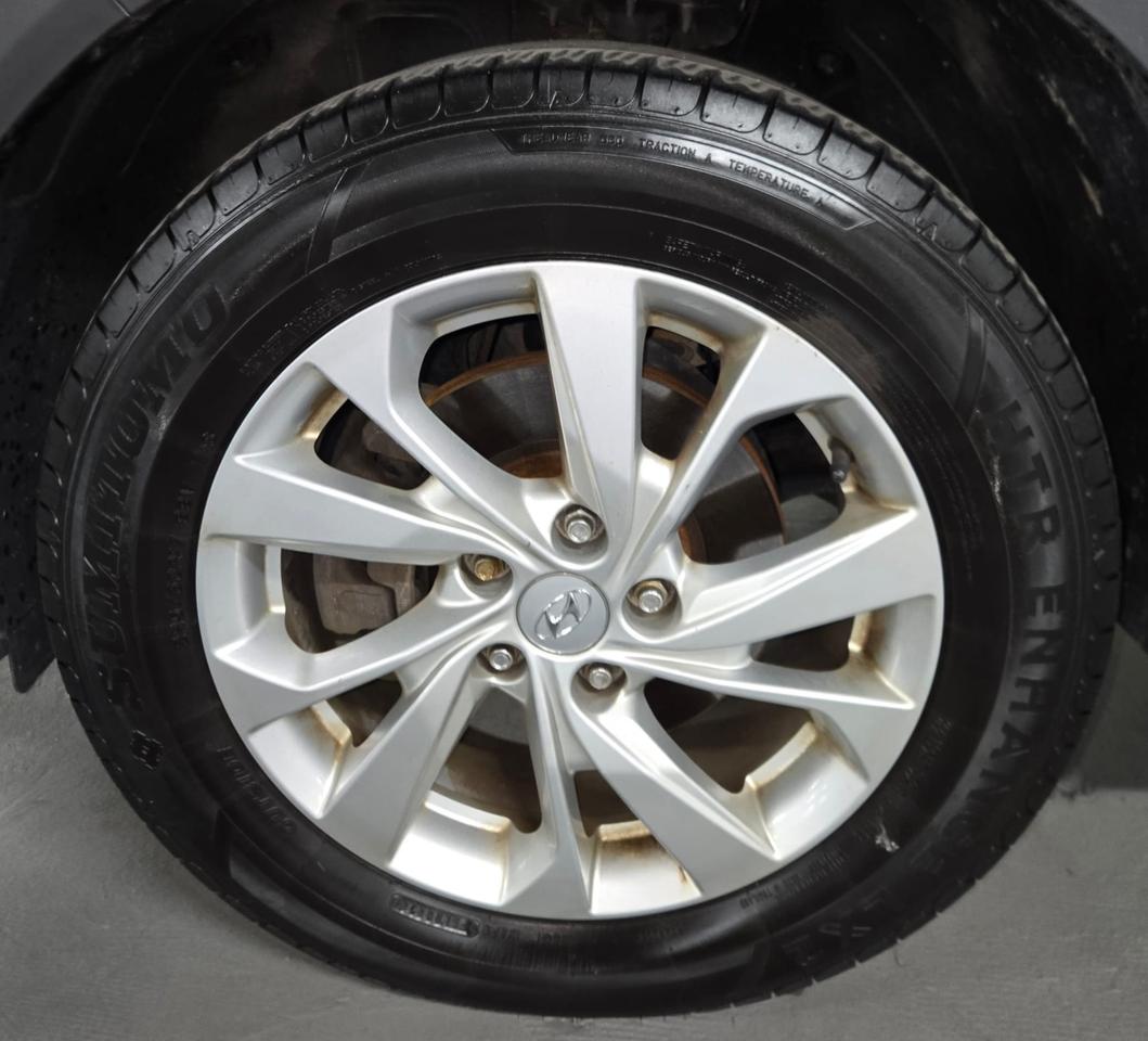 2020 Hyundai Tucson Preferred AWD w/Sun & Leather Package|CLEAN CAR FAX|PANORAMIC ROOF|BSM|TOW HITCH|HEATED STEERING WHEEL| Photo