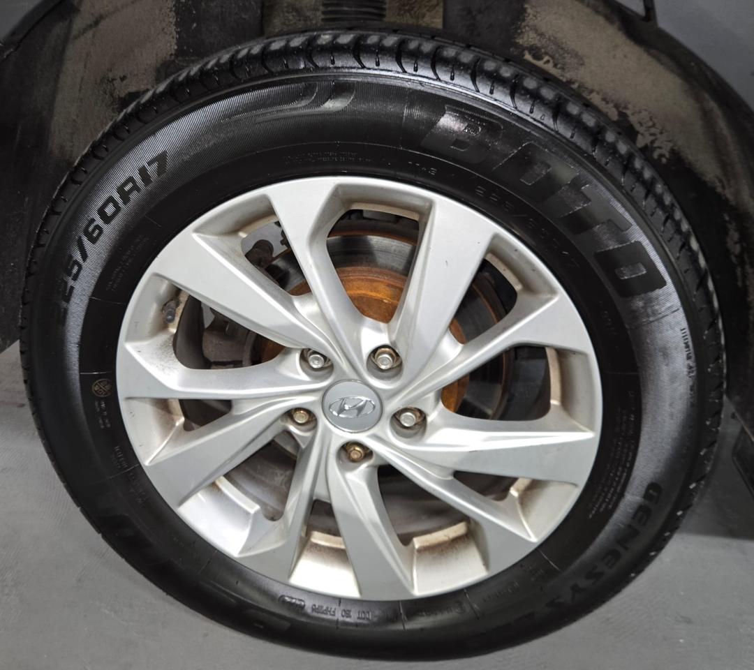 2020 Hyundai Tucson Preferred AWD w/Sun & Leather Package|CLEAN CAR FAX|PANORAMIC ROOF|BSM|TOW HITCH|HEATED STEERING WHEEL| Photo