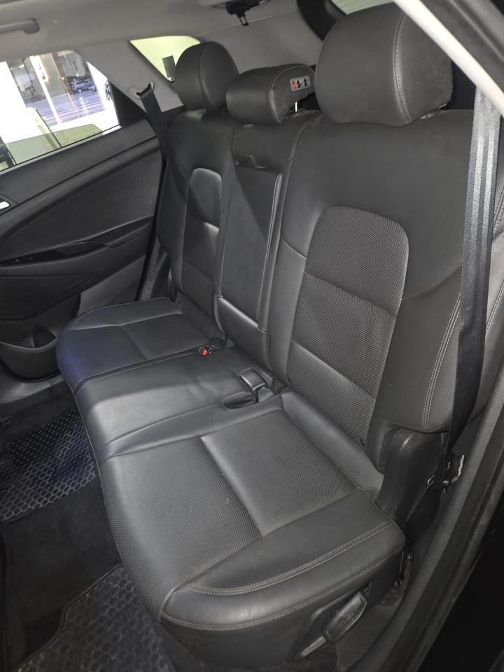 2020 Hyundai Tucson Preferred AWD w/Sun & Leather Package|CLEAN CAR FAX|PANORAMIC ROOF|BSM|TOW HITCH|HEATED STEERING WHEEL| Photo