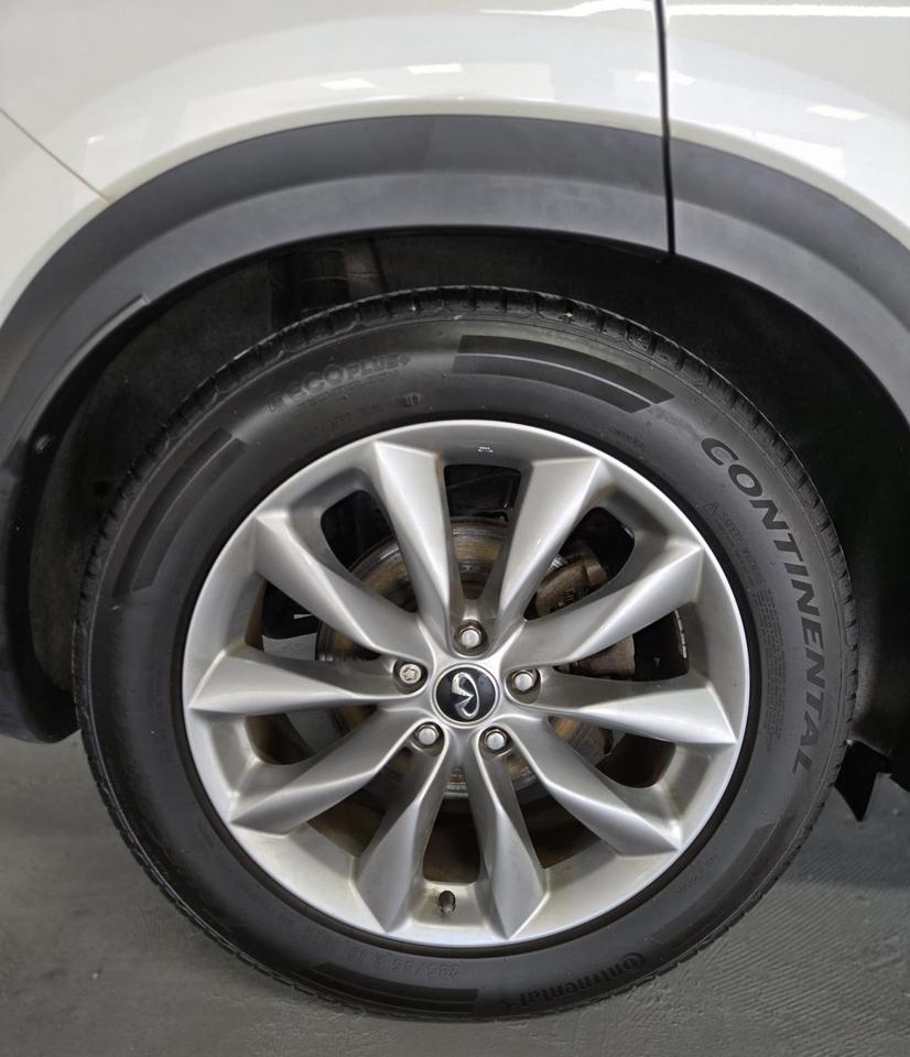 2019 Infiniti QX50 LUXE AWD|ESSENTIAL|PANO ROOF|CLEAN CAR FAX|GREAT RELIABILITY| Photo