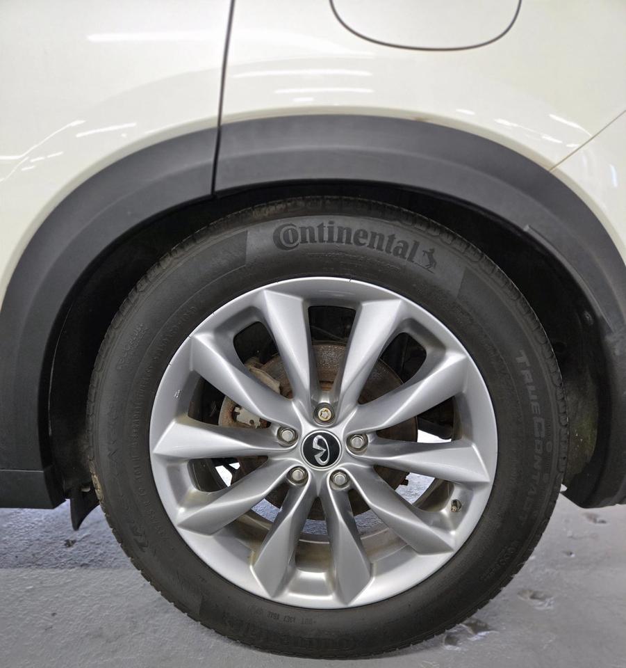 2019 Infiniti QX50 LUXE AWD|ESSENTIAL|PANO ROOF|CLEAN CAR FAX|GREAT RELIABILITY| Photo