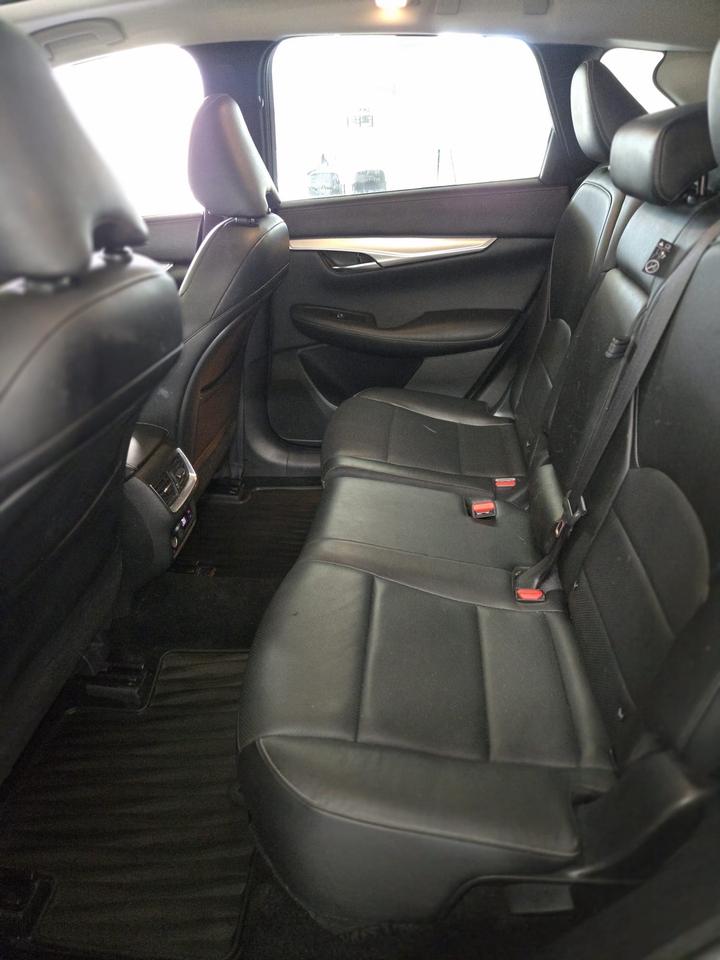 2019 Infiniti QX50 LUXE AWD|ESSENTIAL|PANO ROOF|CLEAN CAR FAX|GREAT RELIABILITY| Photo