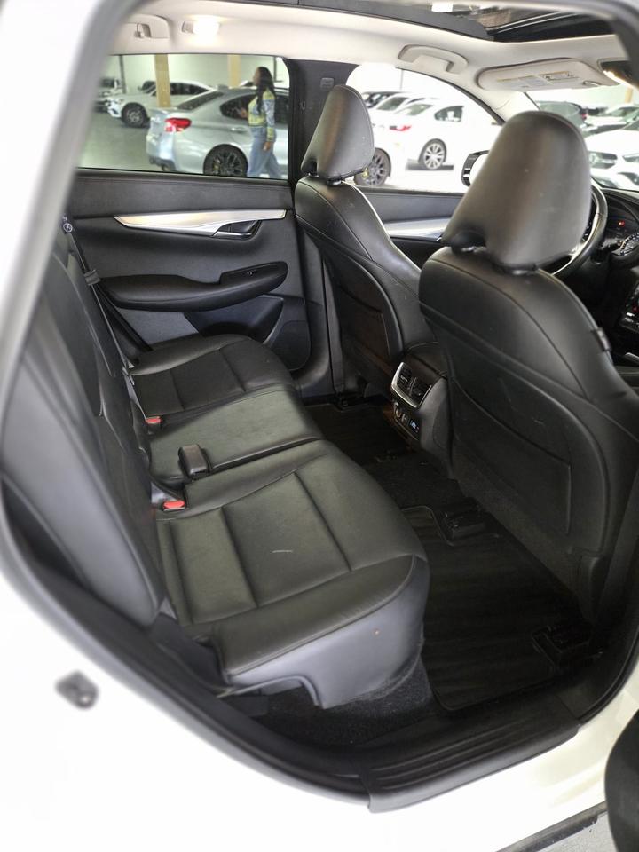 2019 Infiniti QX50 LUXE AWD|ESSENTIAL|PANO ROOF|CLEAN CAR FAX|GREAT RELIABILITY| Photo