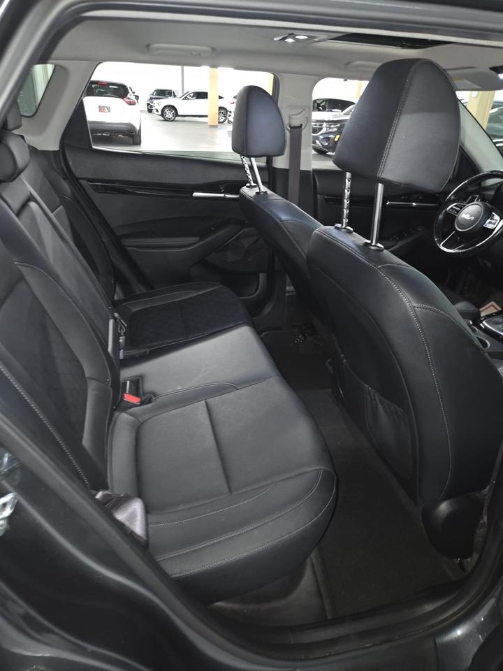 2024 Kia Seltos EX|UTILITY AWD|CLEAN CAR FAX|SUNROOF|REMOTE STARTER|HEATED SEATS Photo
