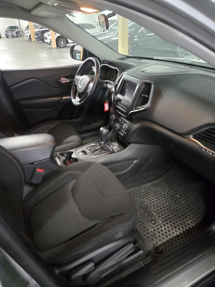 2020 Jeep Cherokee Sport | One Owner | Clean CARFAX Photo