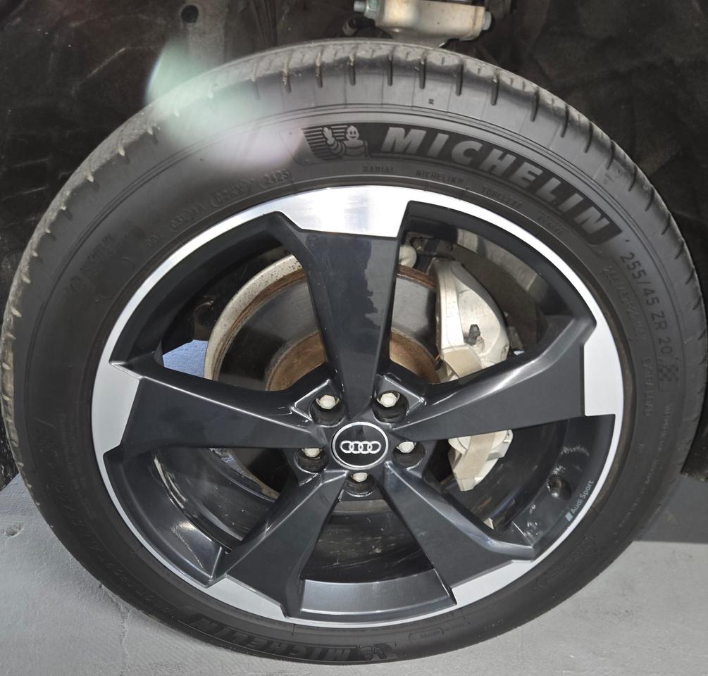 2019 Audi Q5 Progressiv AWD | Clean CARFAX |Pano Roof | Navigation | Heated Seats Photo