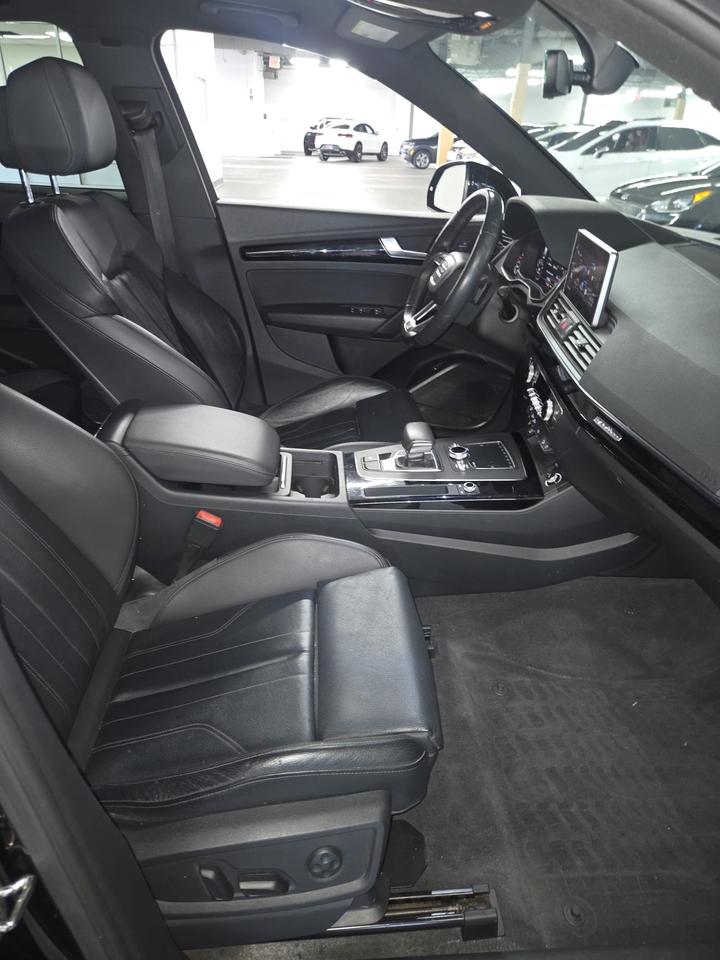 2019 Audi Q5 Progressiv AWD | Clean CARFAX |Pano Roof | Navigation | Heated Seats Photo