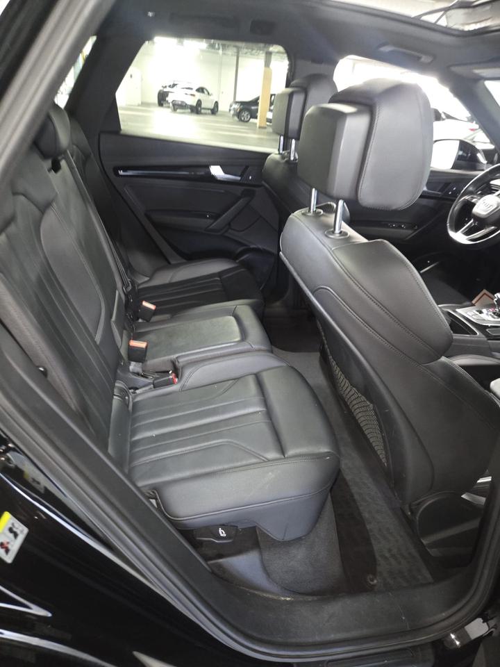 2019 Audi Q5 Progressiv AWD | Clean CARFAX |Pano Roof | Navigation | Heated Seats Photo