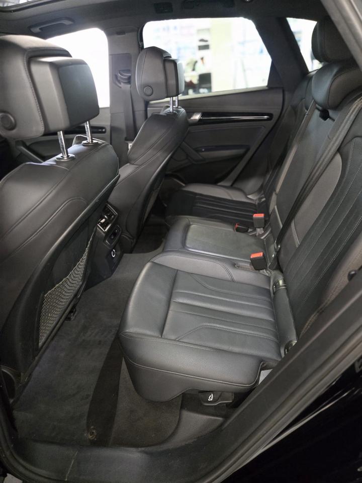 2019 Audi Q5 Progressiv AWD | Clean CARFAX |Pano Roof | Navigation | Heated Seats Photo