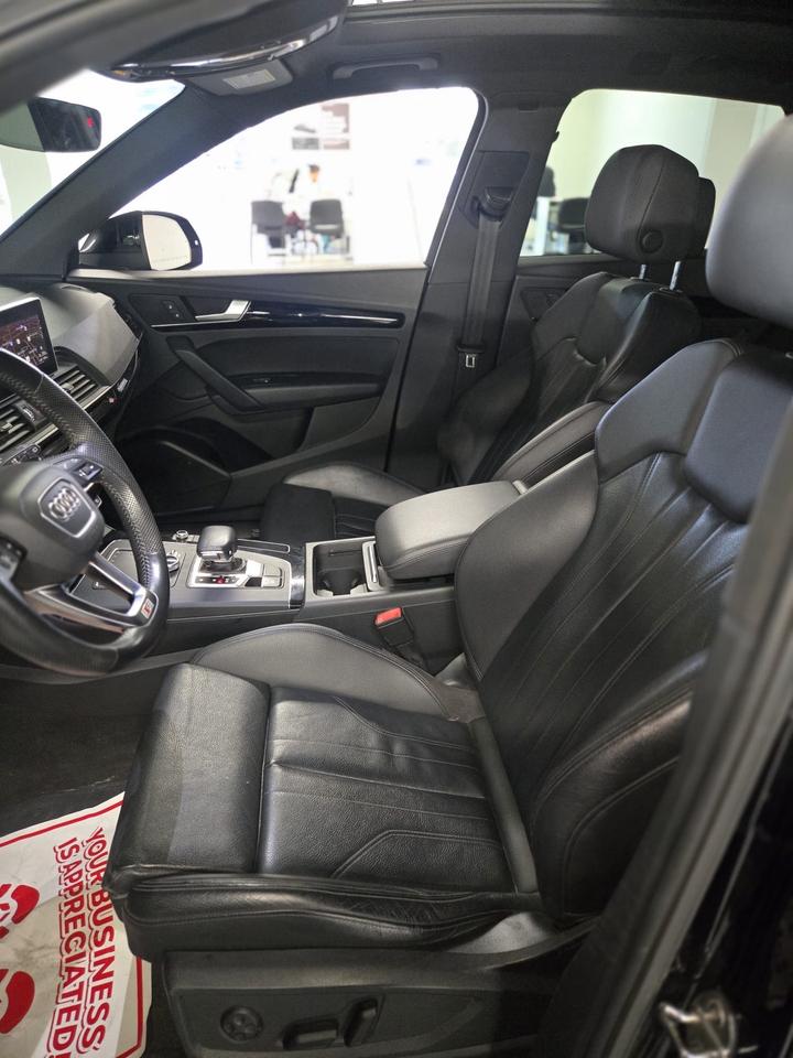 2019 Audi Q5 Progressiv AWD | Clean CARFAX |Pano Roof | Navigation | Heated Seats Photo