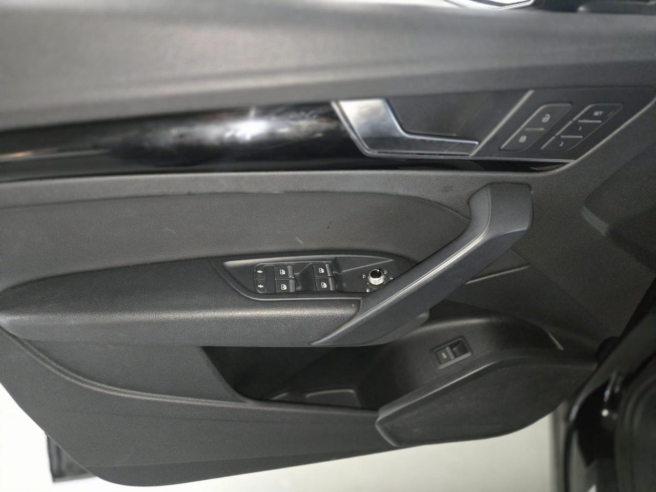 2019 Audi Q5 Progressiv AWD | Clean CARFAX |Pano Roof | Navigation | Heated Seats Photo