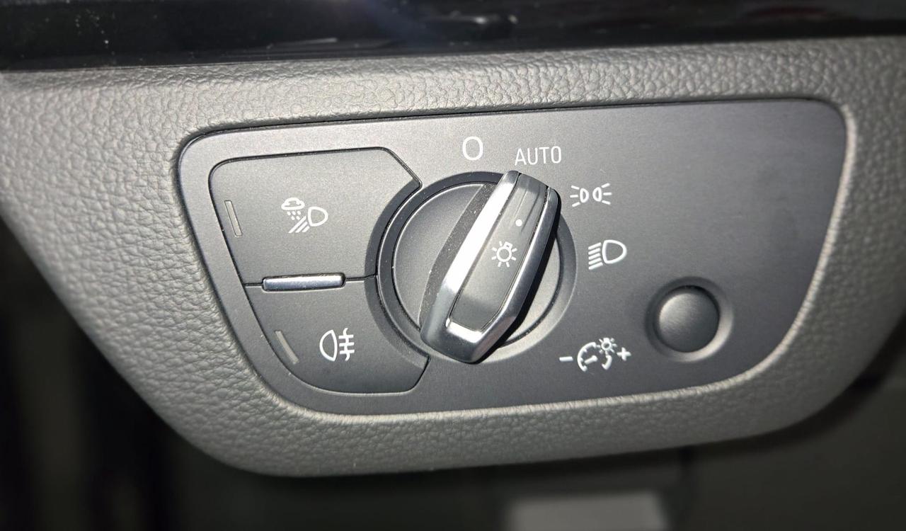 2019 Audi Q5 Progressiv AWD | Clean CARFAX |Pano Roof | Navigation | Heated Seats Photo