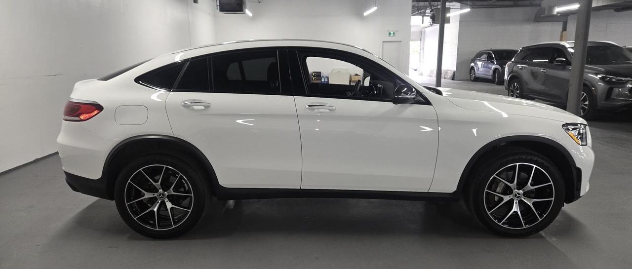 2023 Mercedes-Benz GLC-Class GLC 300 4MATIC Coupe|BROWN LEATHER INTERIOR|SUNROOF|TWO SETS OF KEYS| Photo