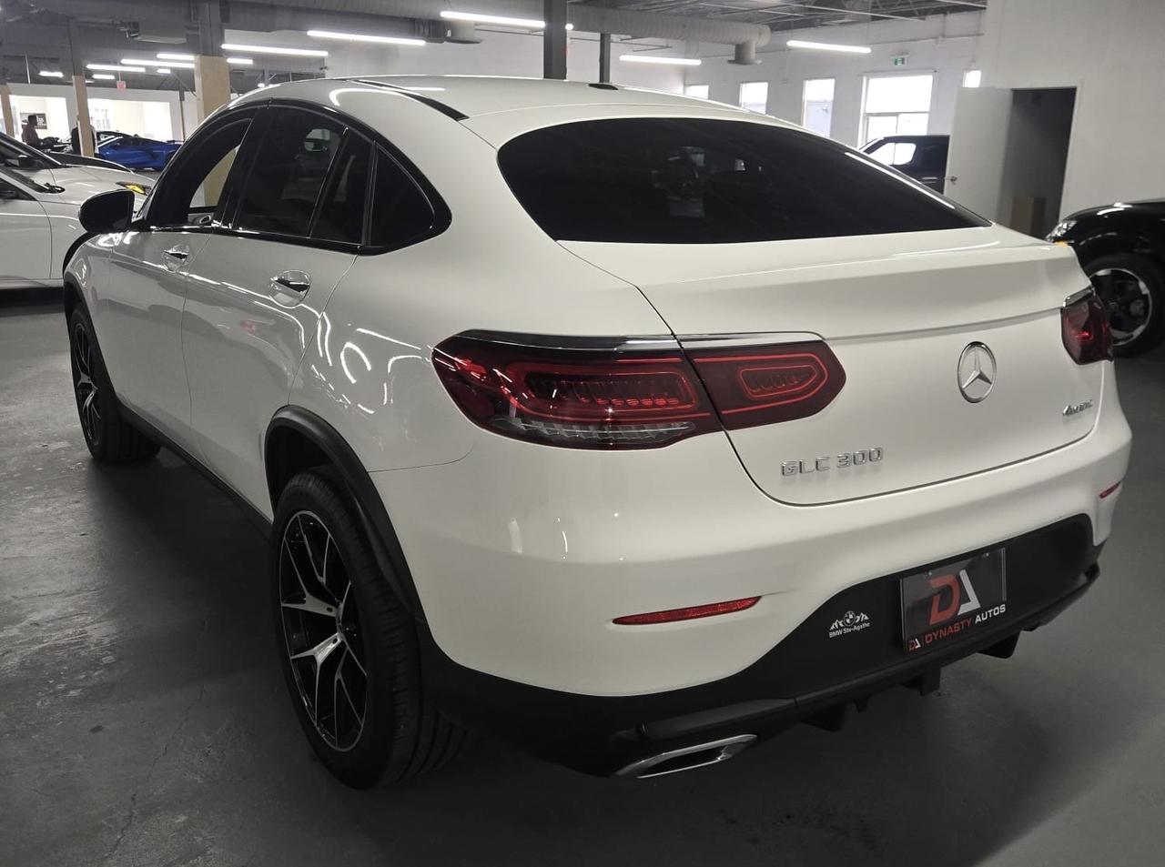 2023 Mercedes-Benz GLC-Class GLC 300 4MATIC Coupe|BROWN LEATHER INTERIOR|SUNROOF|TWO SETS OF KEYS| Photo