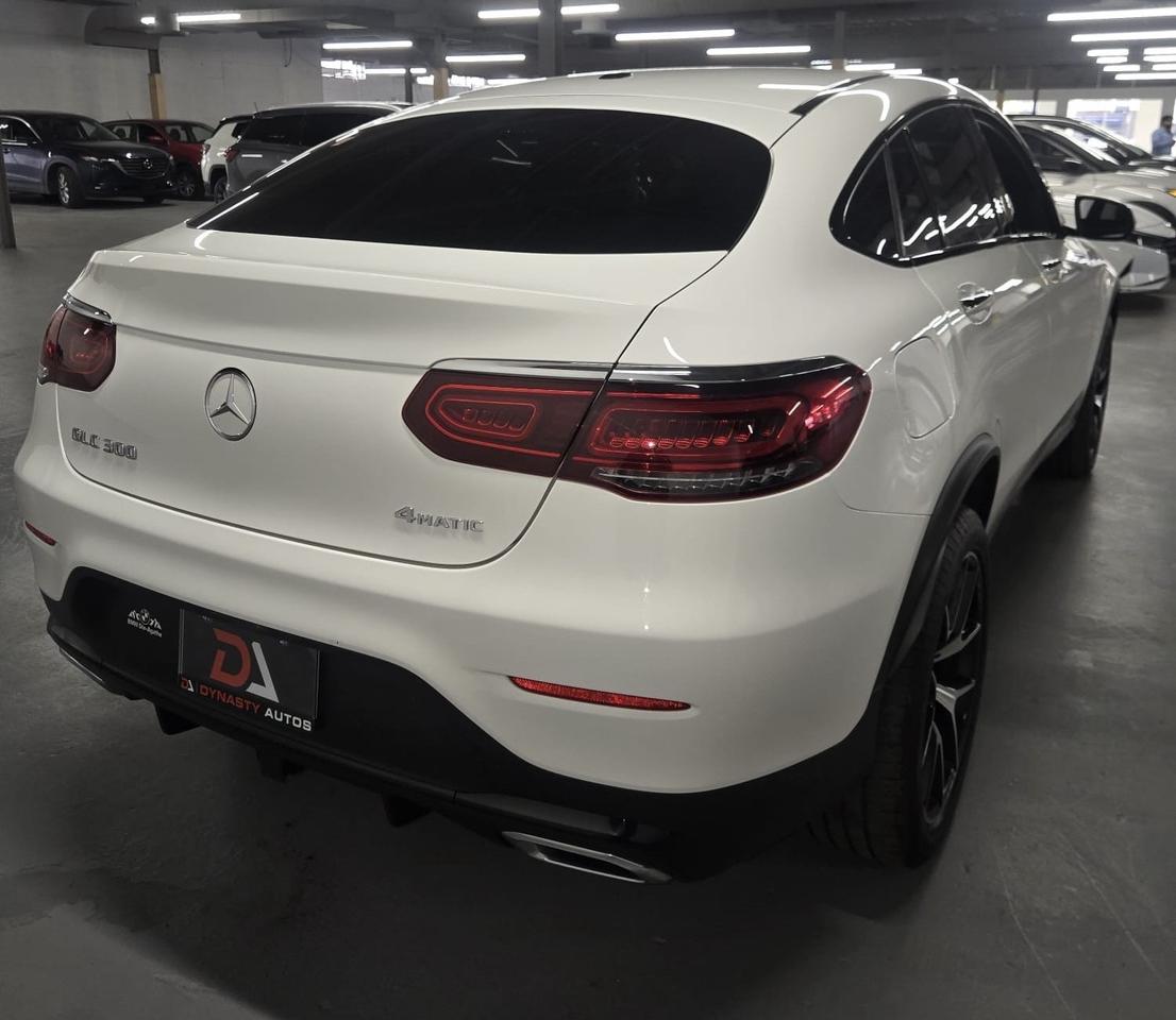 2023 Mercedes-Benz GLC-Class GLC 300 4MATIC Coupe|BROWN LEATHER INTERIOR|SUNROOF|TWO SETS OF KEYS| Photo