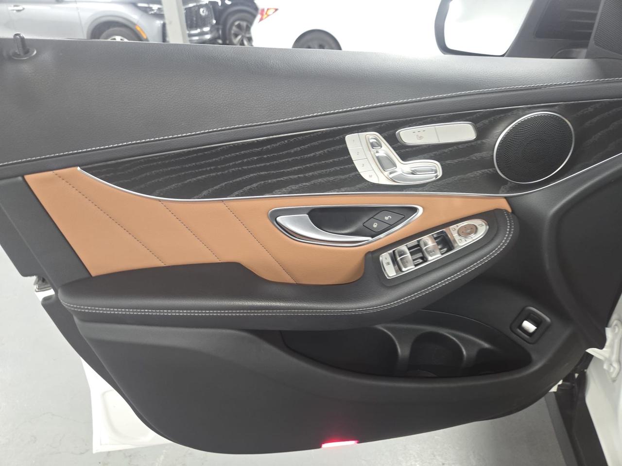 2023 Mercedes-Benz GLC-Class GLC 300 4MATIC Coupe|BROWN LEATHER INTERIOR|SUNROOF|TWO SETS OF KEYS| Photo