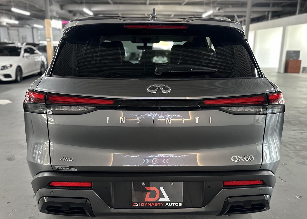 2024 Infiniti QX60 LUXE AWD | Clean CARFAX | 7 Passengers Photo