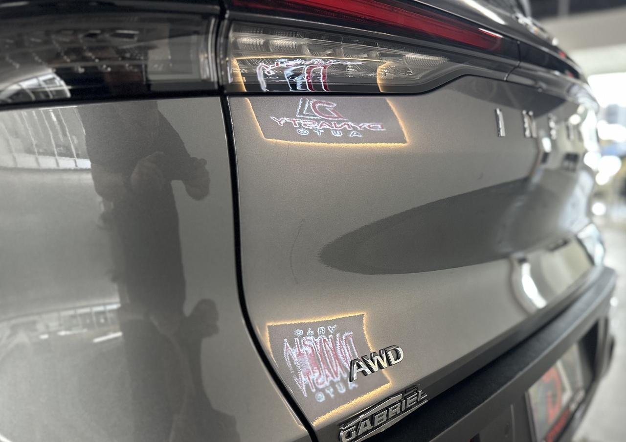 2024 Infiniti QX60 LUXE AWD | Clean CARFAX | 7 Passengers Photo