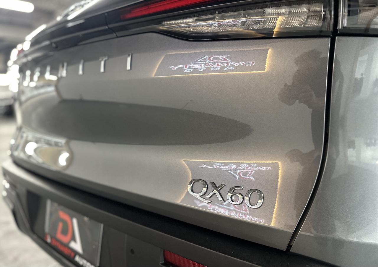 2024 Infiniti QX60 LUXE AWD | Clean CARFAX | 7 Passengers Photo